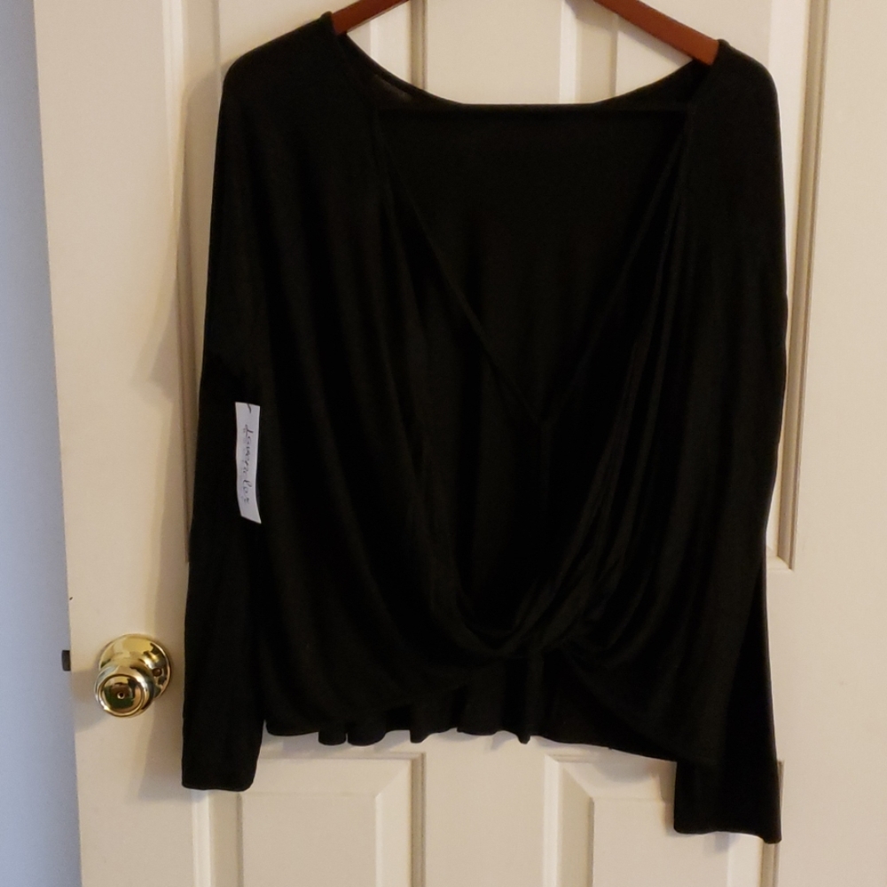 NWT Lavender Boutique blk Sexy long sleeve top